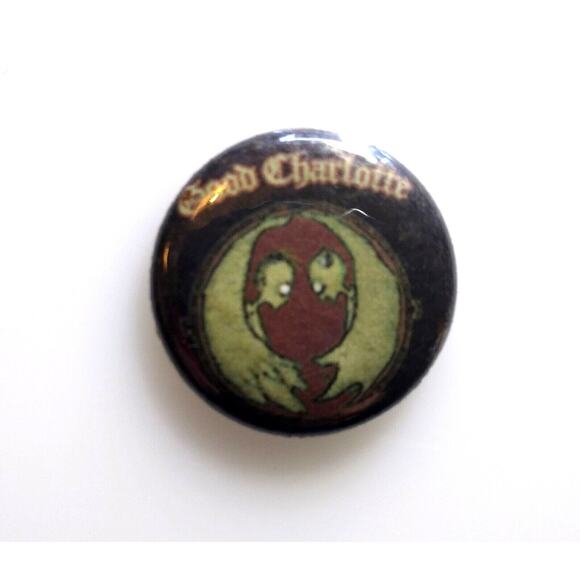 Good Charlotte Vintage Badge Button Pin Punk Pop Rock Music 1" Chronicle Pinback - Picture 1 of 2